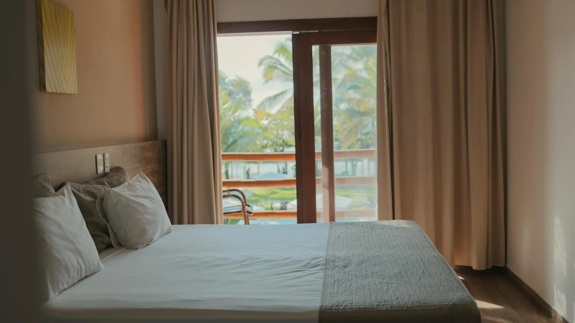 Ravenala Hotel 塞古罗港